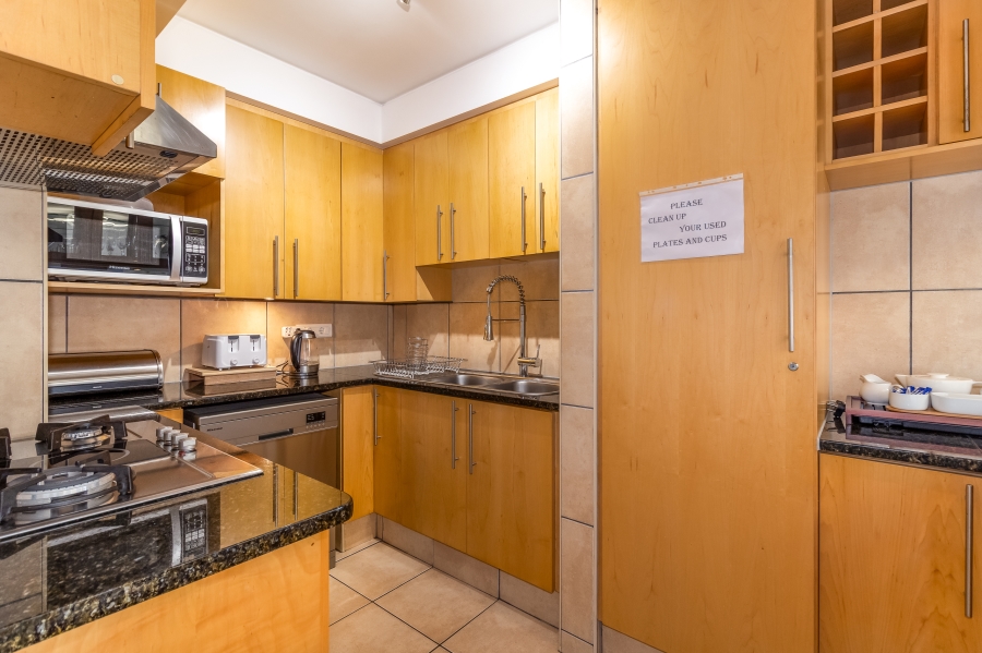 To Let 3 Bedroom Property for Rent in Strand Central Western Cape